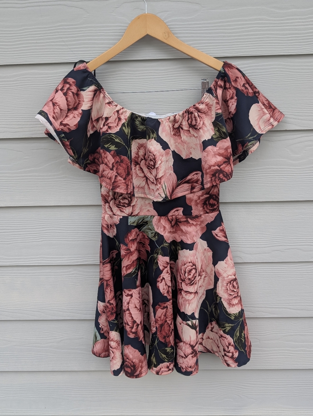 A'gaci Dress Size S Red Floral Mini Flowy Off Shoulder Feminine - Picture 4 of 4